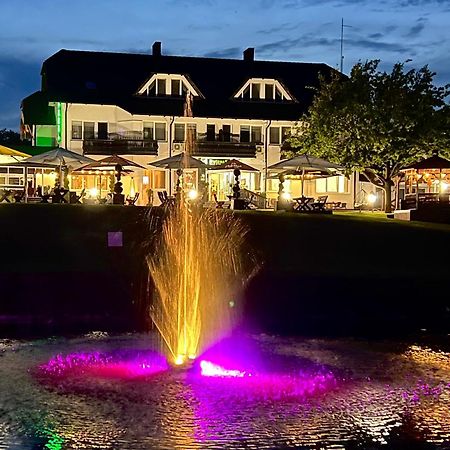 Butenas Hotel Tyla Birzai ภายนอก รูปภาพ